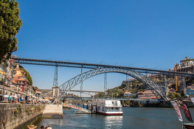 Porto Six Bridges Panoramic Cruise on the Douro River - Your Best Seats for Views (and for Hearing the Audio)