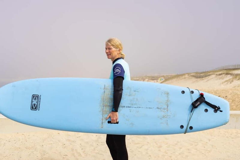 Porto: Surf Lesson with Transportation at Ocean Origin - Small groups and coaching: why the group size changes your results