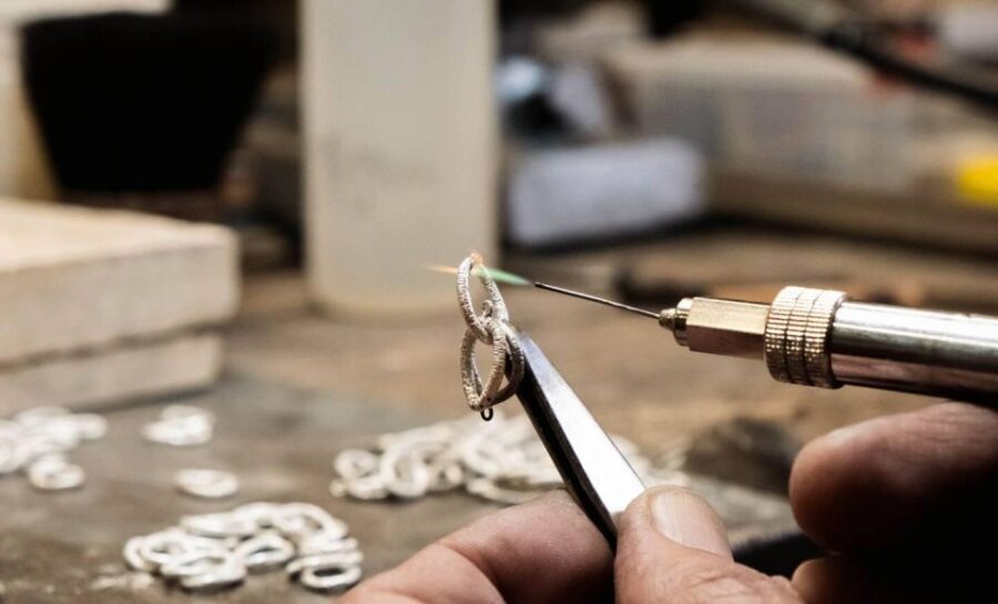 Porto: Tour to the world of silver in a century-old workshop - The Workshop Story: 6 Generations of Silver Making