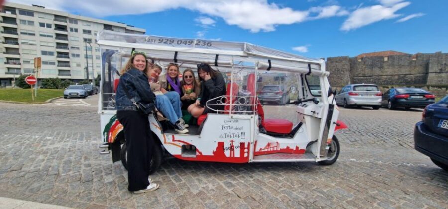 Porto: Tuk tuk Tours with Port Wine Tasting - Port wine tasting: building a flavor stop into your sightseeing