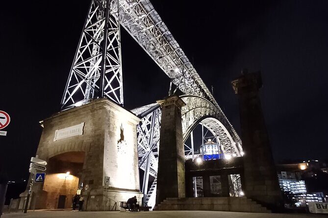 Porto, unveiling the city | walking tour | city gems - Antiga Cadeia da Relação and clerical landmarks you can’t ignore