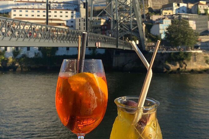 Porto, unveiling the city | walking tour | city gems - From old walls to Teatro São João and the Majestic café line