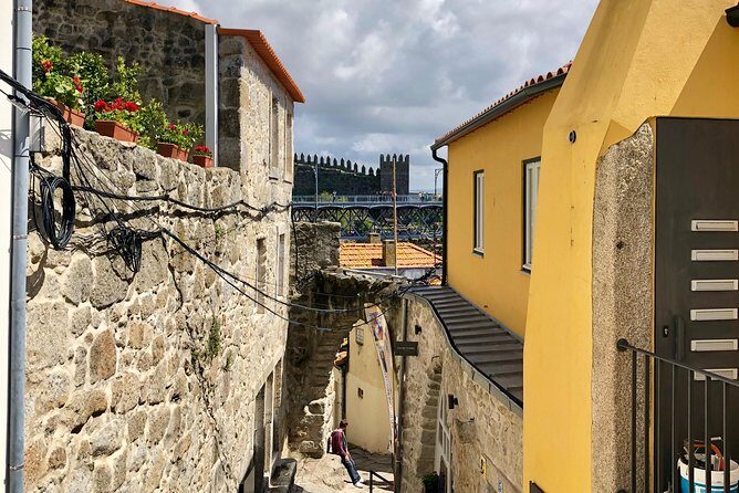Porto Walking Tour - Miradouro da Vitória: the viewpoint that explains the 1800s