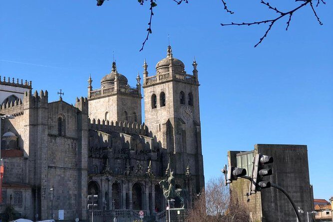 Porto Walking Tour - Torre dos Clérigos: the city’s identity in one landmark