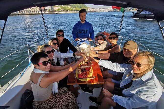 Porto: Wine and cheese tasting on a sailboat on the Douro River - Why This Douro Sailboat Tasting Works in Porto