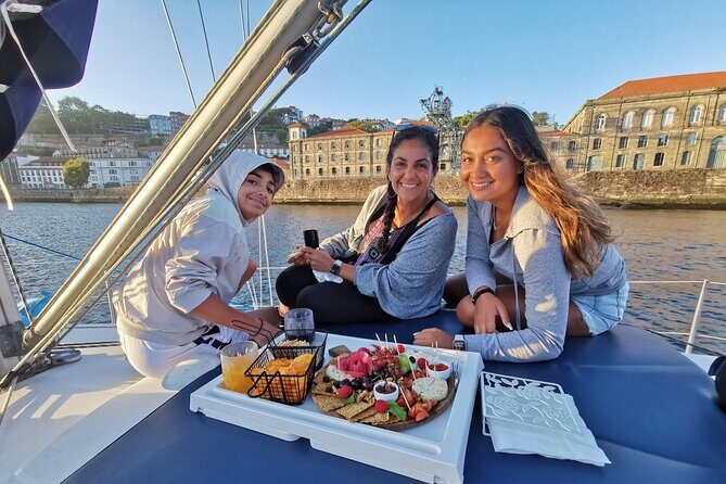 Porto: Wine and cheese tasting on a sailboat on the Douro River - Wine and Cheese: How the Tasting Is Built (and Why It’s Good)