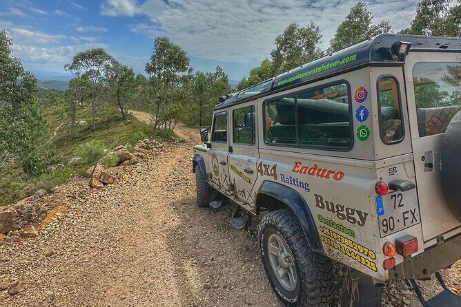 Private 4x4 Mountain Tour from Porto - Meeting Point and Pickup Inside the Historic Center