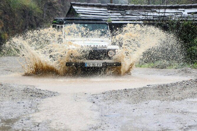 Private 4x4 Mountain Tour from Porto - The Local Drink Stop and Photography Moments