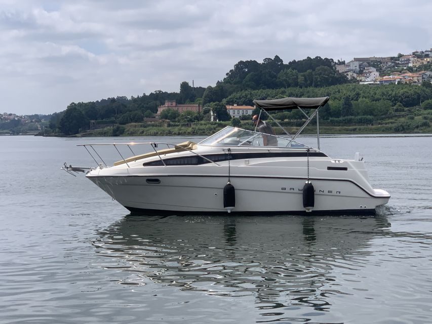Private Cruise in Rio Douro - 2 hours - Up to 8 Passengers - A private Douro cruise that feels like your own timetable