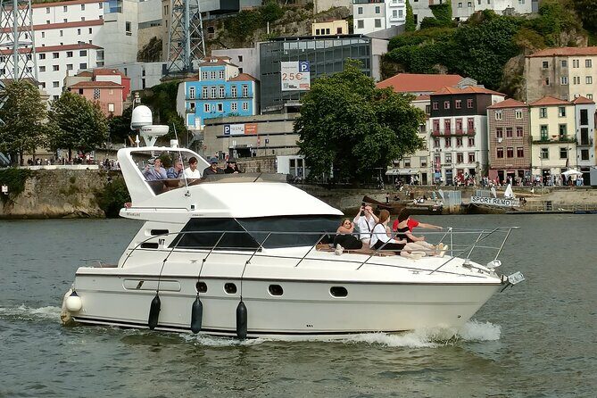 Private Cruise on Luxury Yacht in Porto - Why this private yacht cruise works so well in Porto
