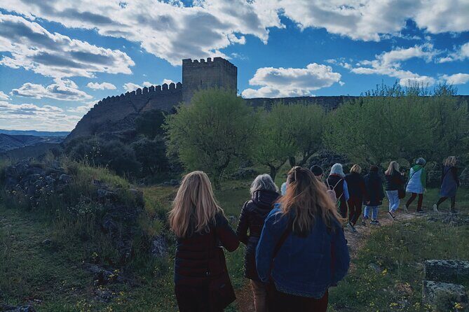 Private Douro Valley Tour with Sommelier, Lunch and Wine Tasting - How the guide pacing makes or breaks the day