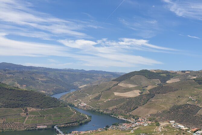 Private full-Day Tour to Douro Valley - Price and value: Is $514.40 per person worth it?