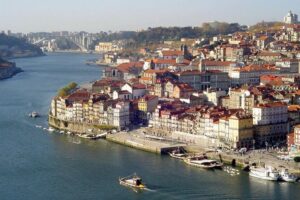 Private Porto Secrets Walking Tour + Personal Port Wine Tasting - Porto City Hall: Architecture You Can Actually Interpret