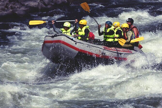 Private Rafting on the Minho River - The Minho River: where Portugal and Spain meet mid-splash