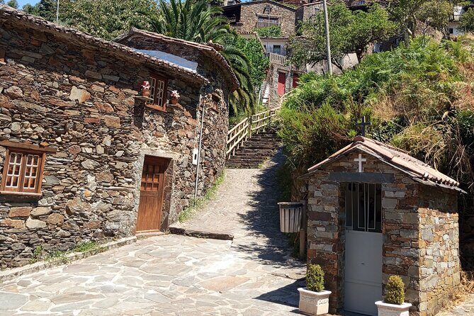 Schist Villages and Medieval Castles Tour - Castelo de Penela: The Centenary Castle and the Mondego Connection