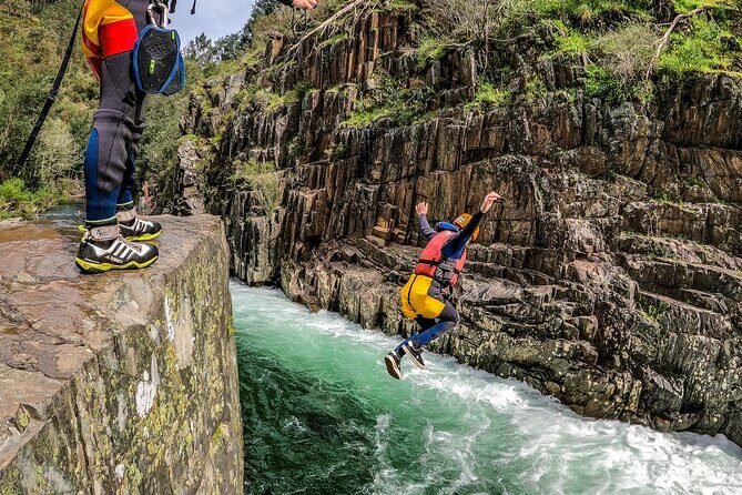 Soft Canyoning, river Ceira, Góis, Serra da Lousa, Coimbra - The route: from hydroelectric waterfall vibes to optional jumps