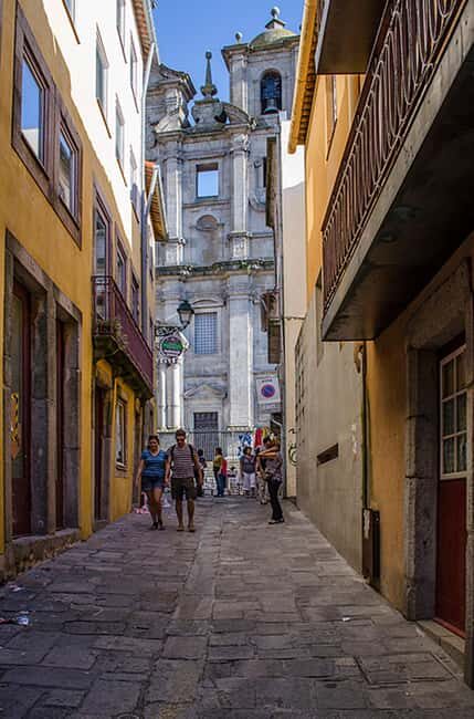 The Beautiful Story of Porto: Guided Tour with Entry Tickets - Starting at Terreiro da Sé: the meeting point you can actually find