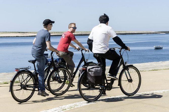 The Sunset Porto Bike Tour - Getting Rolling at Biclas & Triclas (R. Nova da Alfândega)