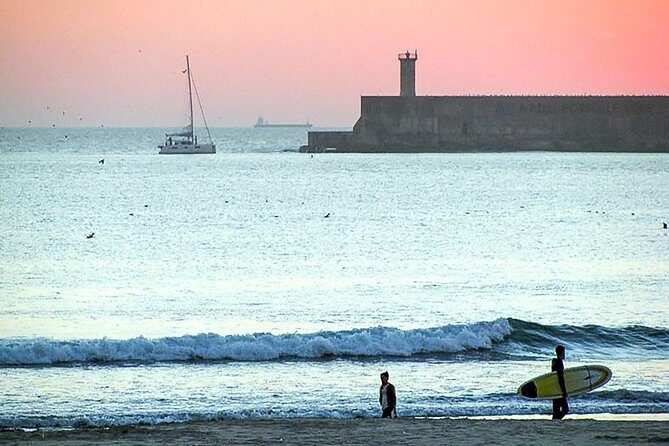 The Sunset Porto Bike Tour - Foz do Douro: Gardens, Forts, Lighthouse, and the Pirate-Protection Coast