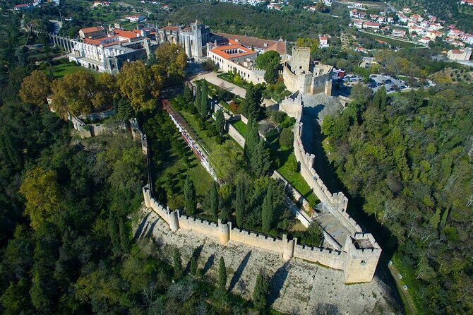 Tomar: Private walking tour to Convent of Christ w/ tickets - Who should book this private Tomar walk