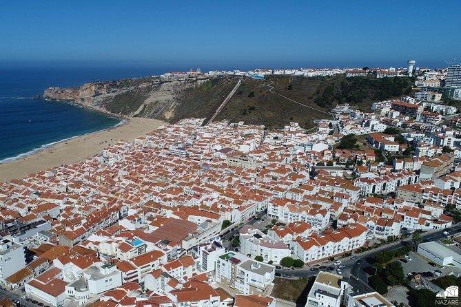 Tour Between Lisbon - Porto or Porto-Lisbon with several stops - Key things you’ll notice right away