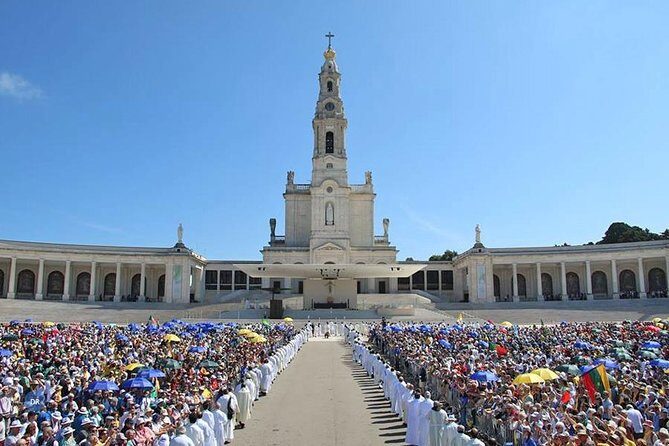 Tour Between Lisbon - Porto or Porto-Lisbon with several stops - A Private Porto–Lisbon Day With Built-In Sightseeing