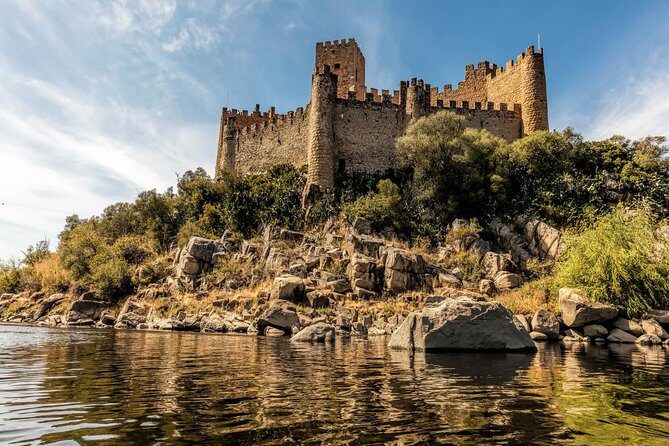 Tour Between Lisbon - Porto or Porto-Lisbon with several stops - Lunch and Money Plan: Your Best Move Before You Go