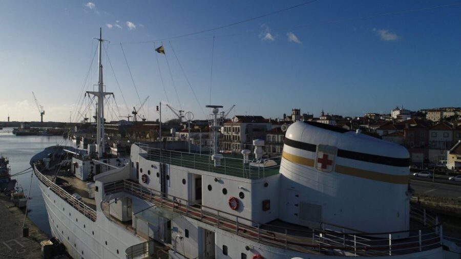 Visit to Gil Eannes hospital Ship Museum - Entering the museum ship: how to make the route feel manageable