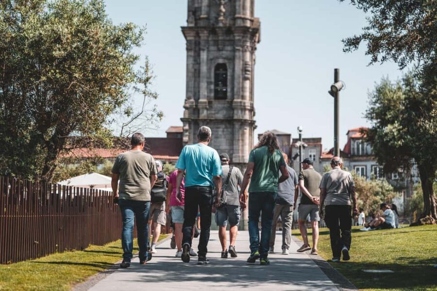 Walking tour discover Porto's center in German (max. 12 pax) - Key takeaways before you go