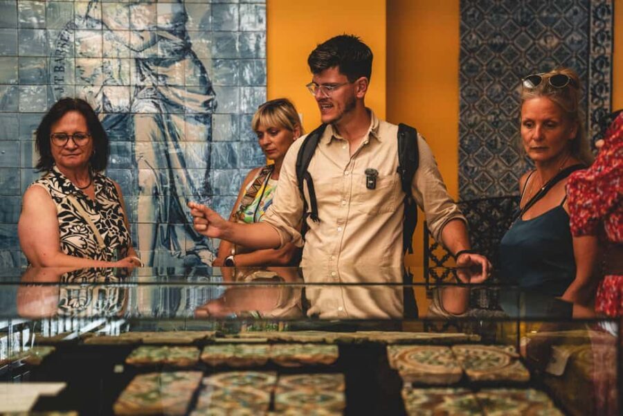 Walking tour discover Porto's center in German (max. 12 pax) - Meeting points, timing, and how the 2 to 3.5 hours feel in real life