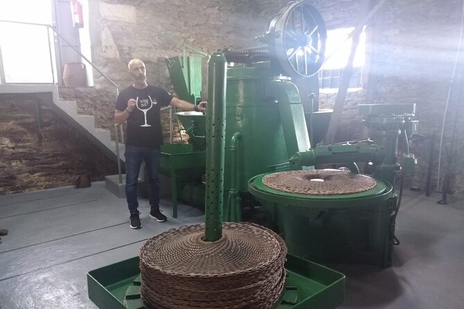 3-Hour Tour to Discover Pinhão - Moment of Discovery - Stop 2 on the Rio Douro: the 50-minute boat cruise