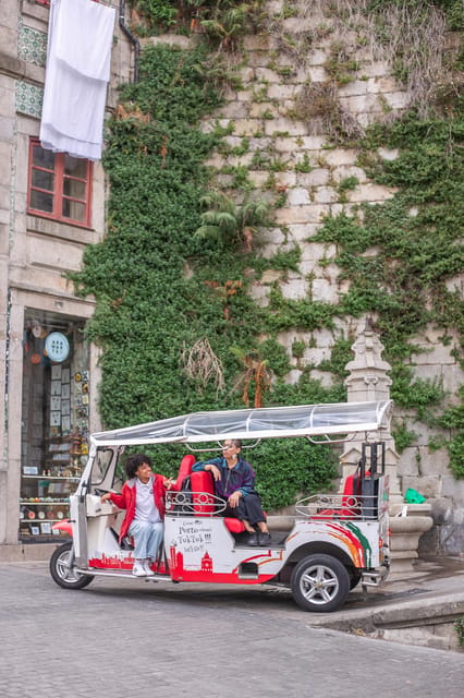 Oporto Tuk-Tuk Tour: Fast, Fun & Flexible – 1H to Full Day! - A First Look at Porto’s Old Streets from a 100% Electric Tuk-Tuk