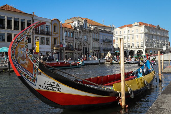 Porto: Aveiro with cruise, Costa Nova, Capelha do Senhor da Pedra - Meeting Point and How the Day Flows
