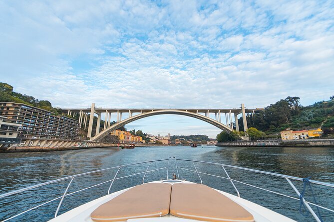 Porto Douro Private Cruise with Port Wine - What to expect from the ride (and why it works)