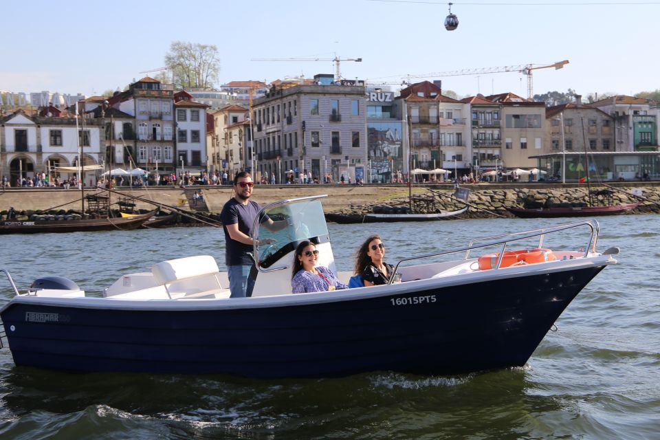 Porto: Douro River Cruise w/ Portuguese Wines & Local Host - Green wine and local almonds: why the welcome sets the tone