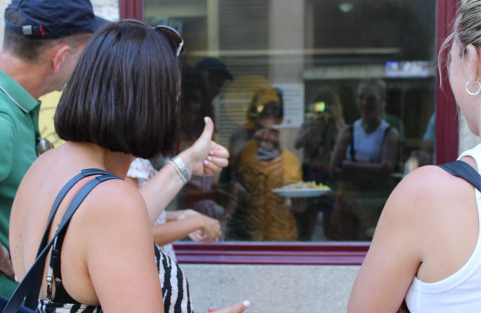 Porto: Food Tour with Tastings - What the guide stories add (beyond just food)