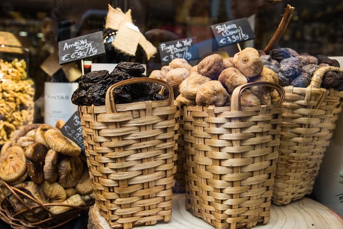 Porto Food & Wine Tasting Tour with Lunch or Dinner Option - Wine Bar Time: Port Tasting with Chocolate and a Very Big Wine List