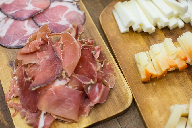 Porto Food & Wine Tasting Tour with Lunch or Dinner Option - Cheese, Charcuterie, and Petiscos: The Snacks That Explain Portuguese Dining