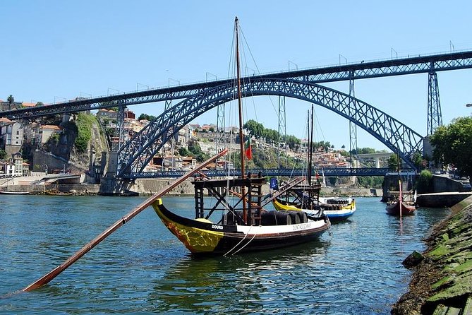 Porto Full-Day Tour with Douro River Cruise and Port Wine Tasting - Porto Cathedral at Terreiro da Sé: Architecture + a Natural Lookout