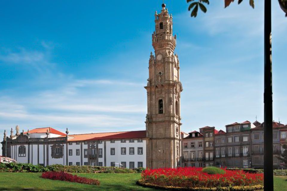Porto Half-Day Tour & Port Wine Tasting - Fernandina Wall and Batalha Square: Views and Old Defenses