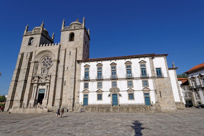 Porto Half Day Tour with River Cruise and Wine Tasting - The Tiles That Steal the Show: São Bento and the Tile Trail Mindset