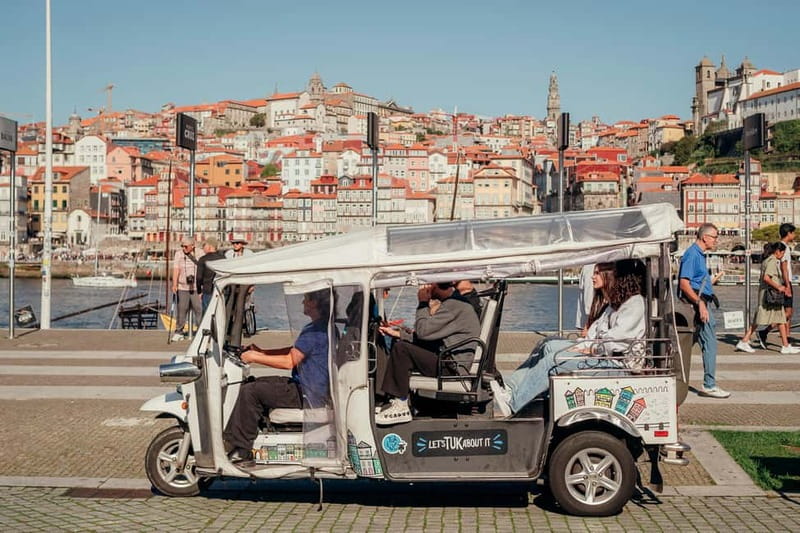 Porto Half Day Tuk Tuk Tour Clérigos, Seaside and Viewpoints - Avenida dos Aliados to Batalha Square: the Porto center, compressed