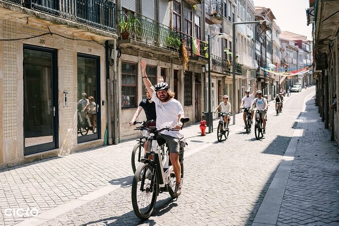 Porto Highlights in 3 Hours E-Bike Tour - Historical, Sightseeing - Who this Porto highlights e-bike tour is best for