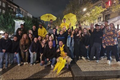 Porto Pubcrawl: 5h,7 Drinks,4 bars &Skip the line Club Entry - Largo de Alberto Pimentel: two bars, four drinks, and ice-breaker games