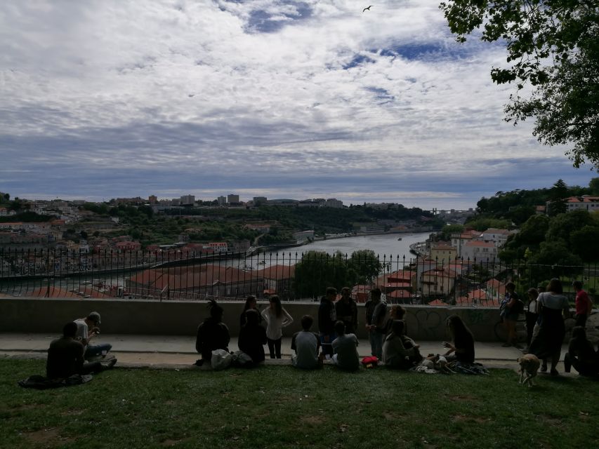 Porto: Riverside Panoramic E-Bike Tour - Foz do Douro: River-to-Sea Atmosphere in One Area