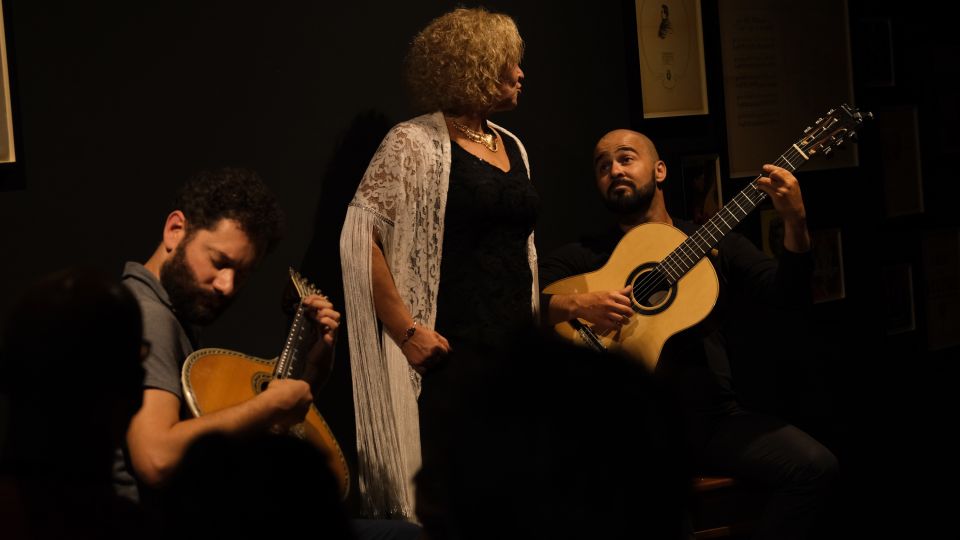 Porto: The highest-rated traditional fado concert (downtown) - The Music Set List: Around 12 Fados and Portuguese Guitar Moments