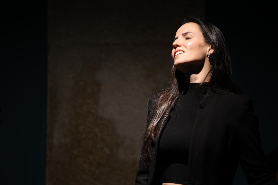 Porto: Traditional Fado Show at Sao Bento with Port Wine - The Biggest Reasons It Works (Even If It’s Your First Fado)