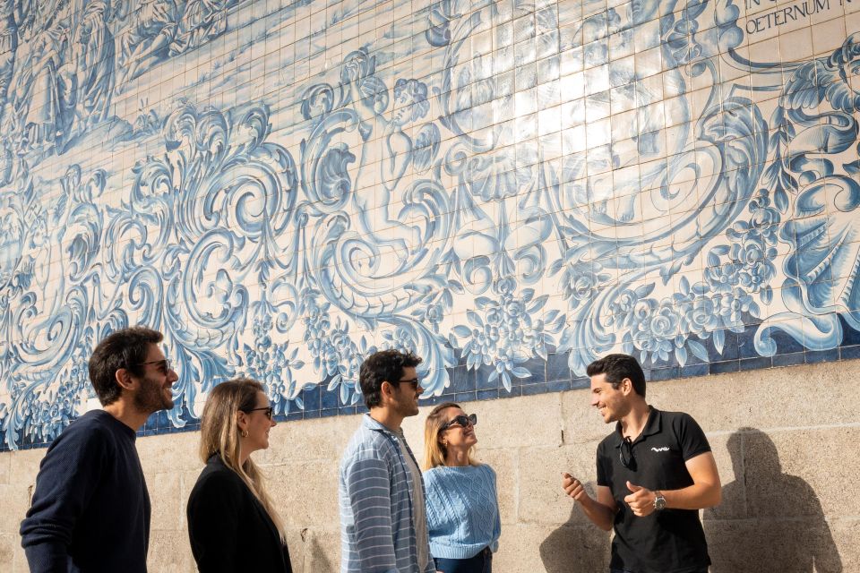 Porto: Walking Tour, Lello Bookshop, Boat and Cable Car - Key points worth knowing