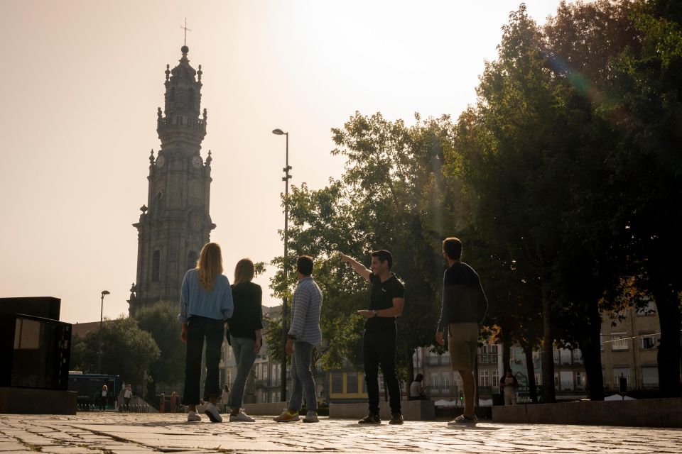 Porto: Walking Tour, Lello Bookshop, Boat and Cable Car - Meeting point options and where you’ll end up in Gaia