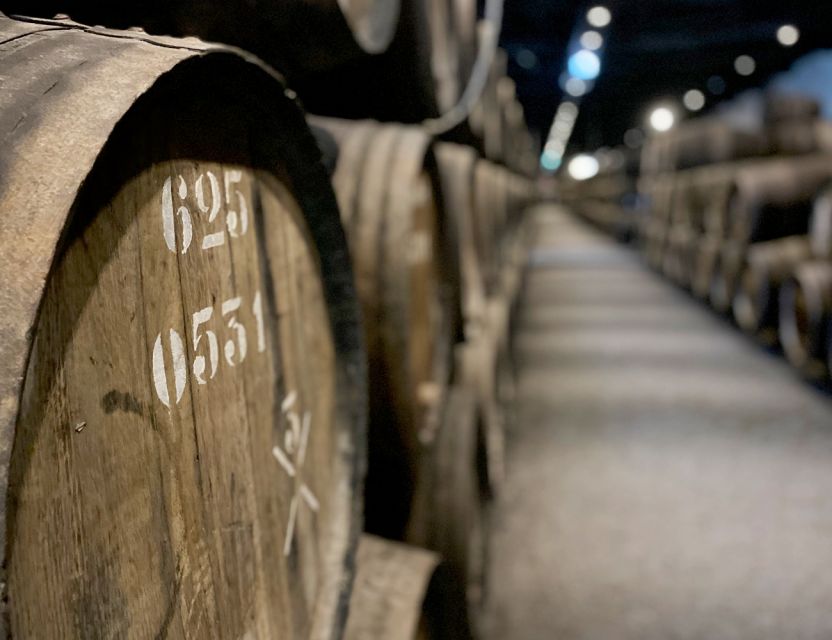 Porto: Wine Tasting with Tapas Walking Tour - Ending at Fonseca Port Wine Cellars: bringing it home with one more Port moment